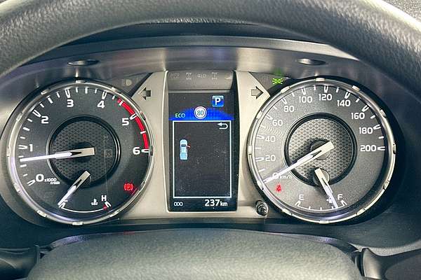 2024 Toyota HILUX SR (4x4) GUN126R 4X4
