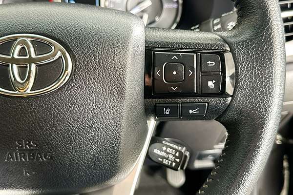 2022 Toyota HILUX SR5 (4x4) GUN126R 4X4