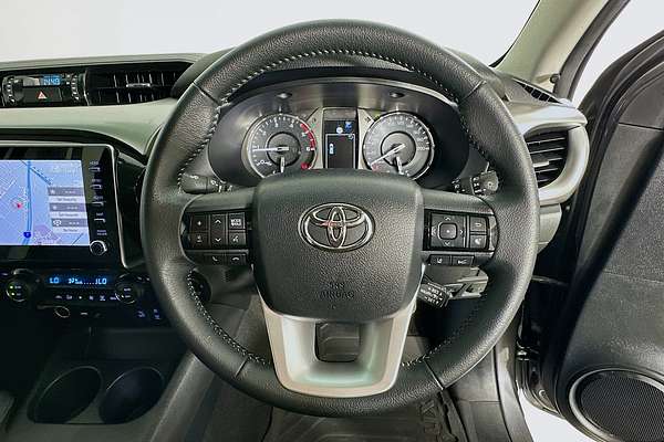 2022 Toyota HILUX SR5 GUN126R 4X4
