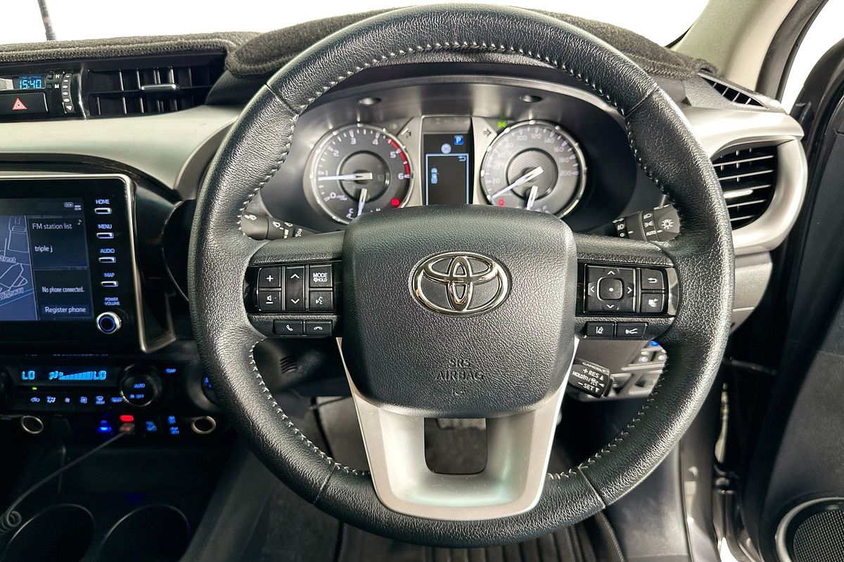 2022 Toyota HILUX SR5 (4x4) GUN126R 4X4