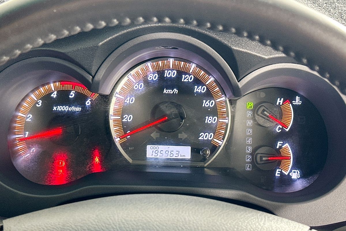 2015 Toyota HILUX SR5 (4x4) KUN26R MY14 4X4