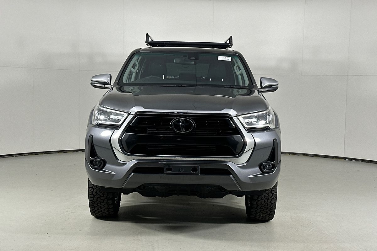 2022 Toyota HILUX SR5 (4x4) GUN126R 4X4