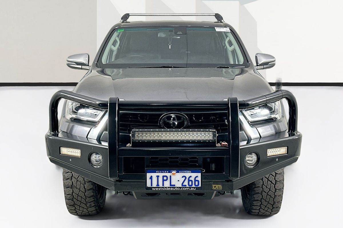 2022 Toyota HILUX SR5 (4x4) GUN126R 4X4
