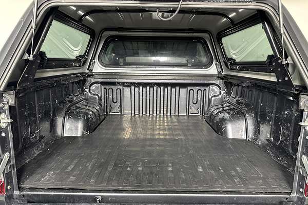 2022 Toyota HILUX SR5 (4x4) GUN126R 4X4
