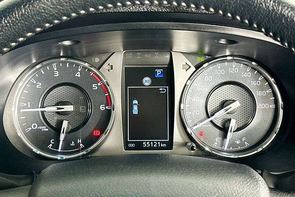 2022 Toyota HILUX SR5 (4x4) GUN126R 4X4