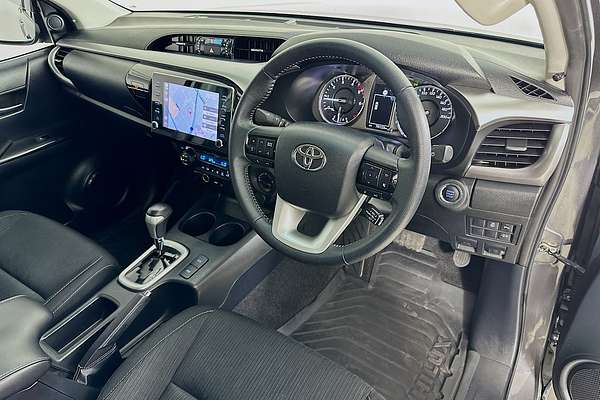 2022 Toyota HILUX SR5 GUN126R 4X4