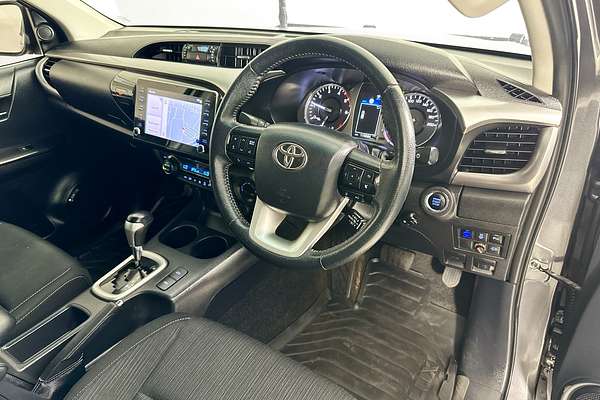 2022 Toyota HILUX SR5 (4x4) GUN126R 4X4