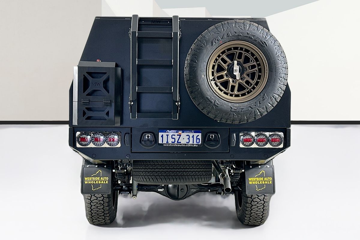 2025 Toyota HILUX SR 48V (4x4) GUN126R RC 4X4