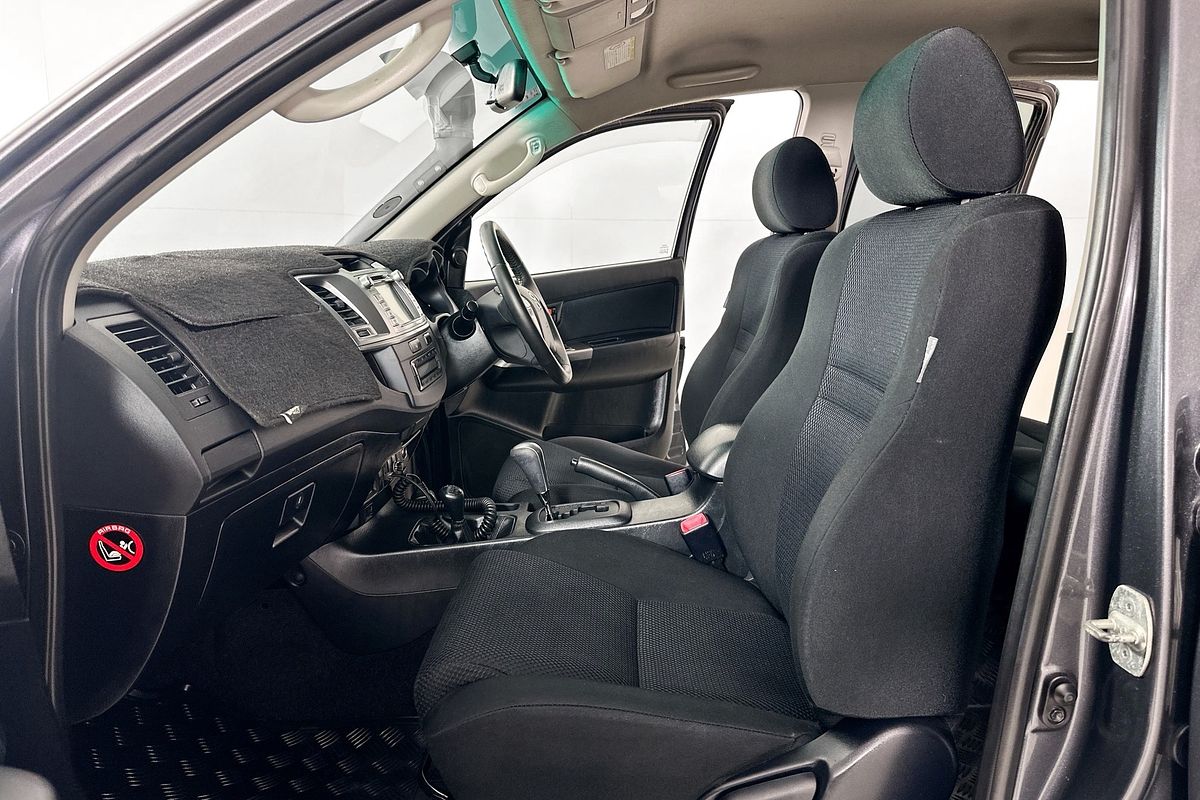 2015 Toyota HILUX SR5 (4x4) KUN26R MY14 4X4