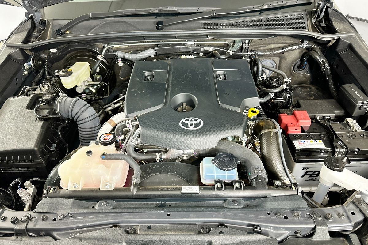 2024 Toyota HILUX SR (4x4) GUN126R 4X4