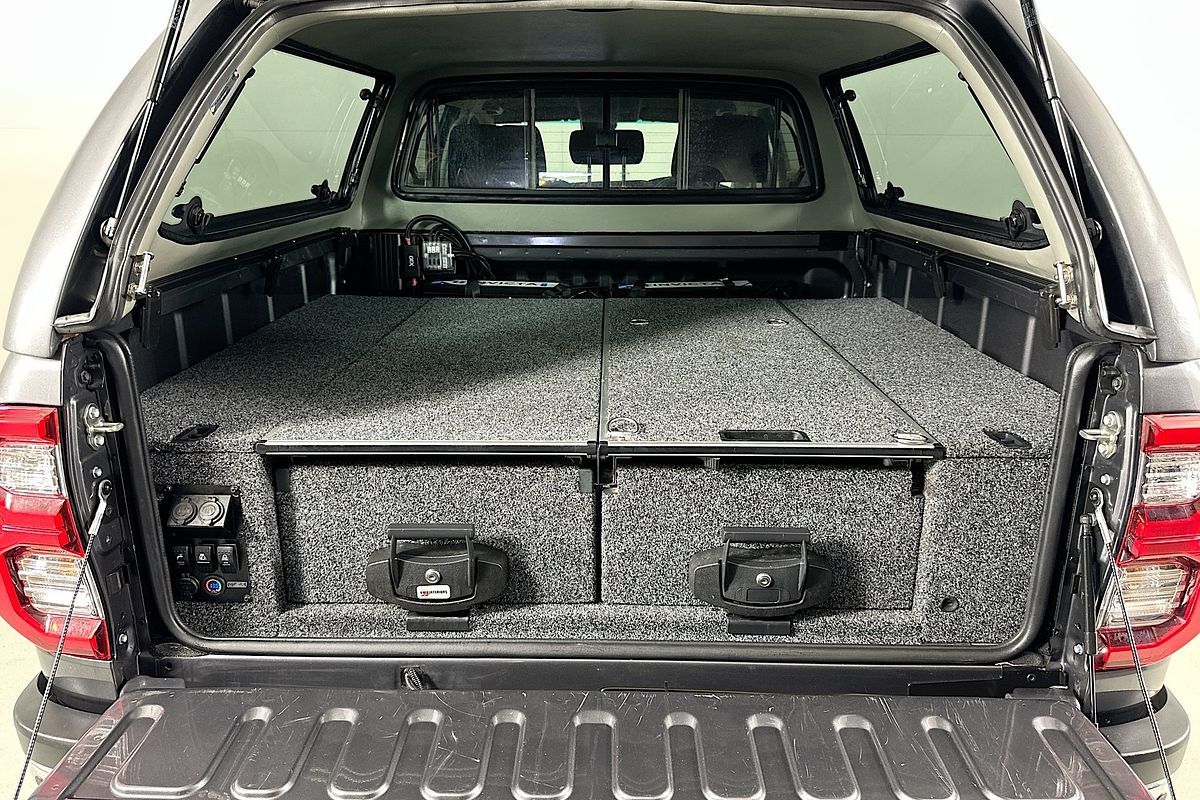 2022 Toyota HILUX SR5 (4x4) GUN126R 4X4