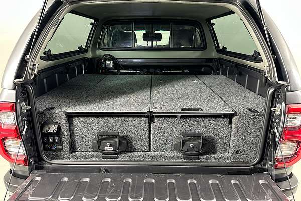 2022 Toyota HILUX SR5 (4x4) GUN126R 4X4