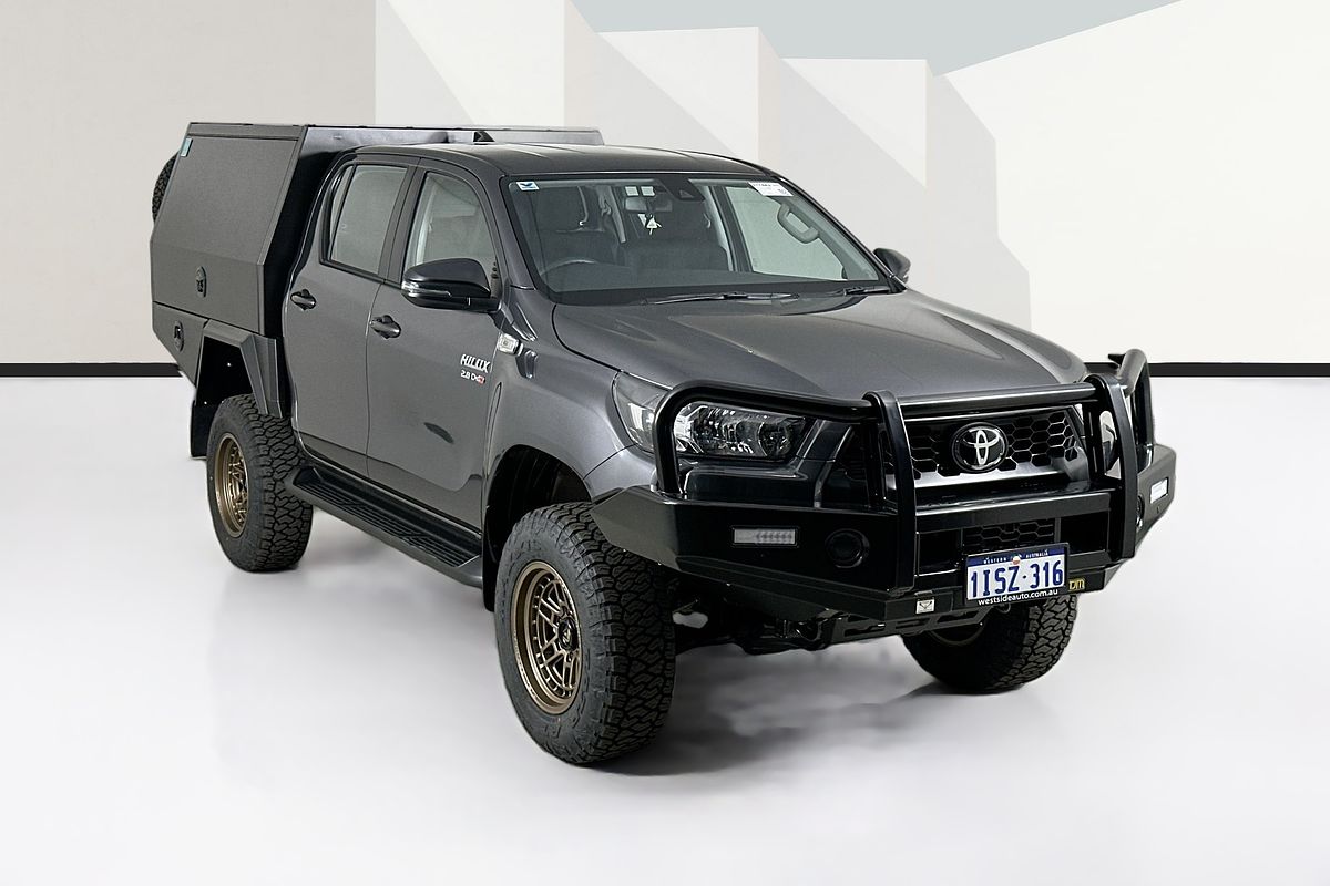 2025 Toyota HILUX SR 48V (4x4) GUN126R RC 4X4