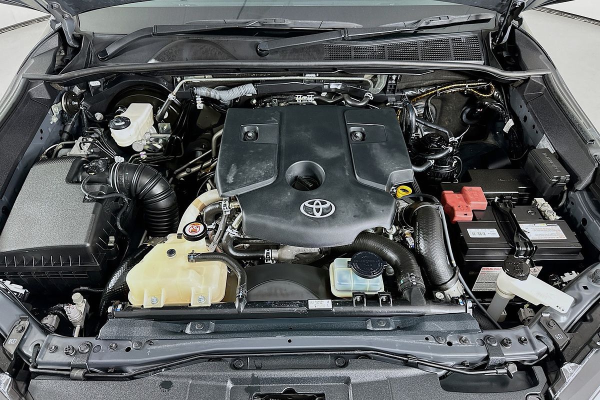 2022 Toyota HILUX SR5 GUN126R 4X4