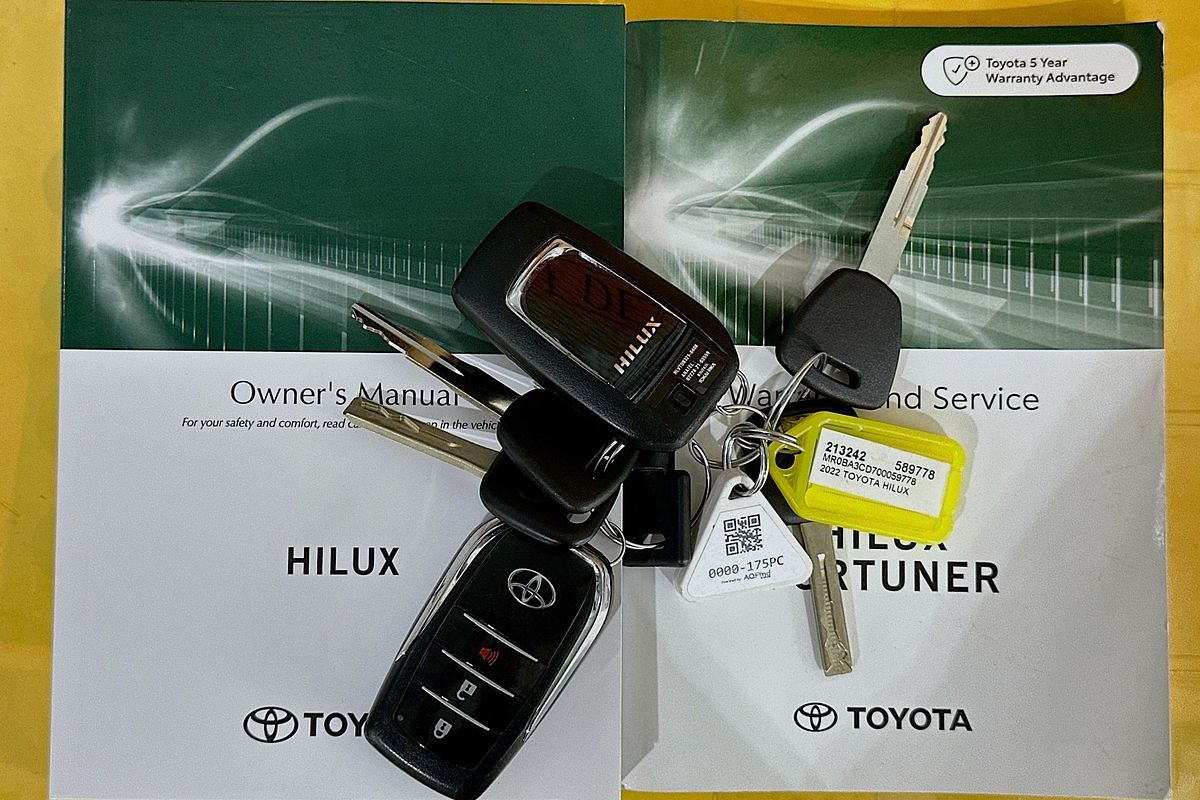 2022 Toyota HILUX SR5 GUN126R 4X4