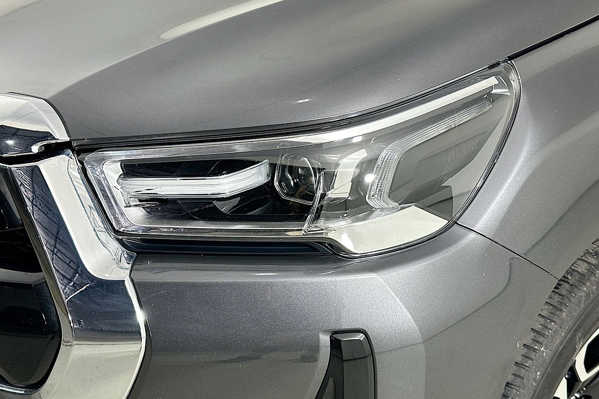 2022 Toyota HILUX SR5 GUN126R 4X4