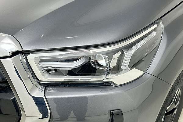 2020 Toyota HILUX SR5 (4x4) GUN126R FACELIFT 4X4