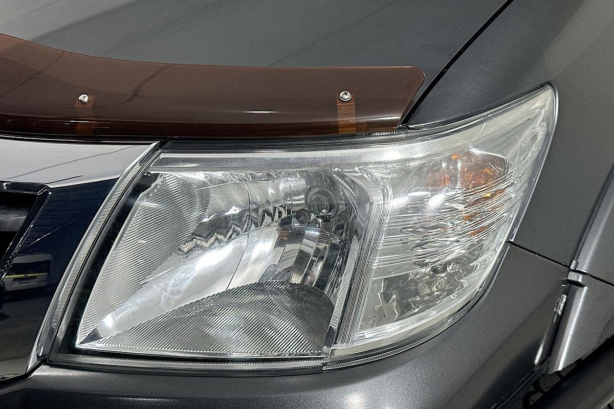 2015 Toyota HILUX SR5 (4x4) KUN26R MY14 4X4