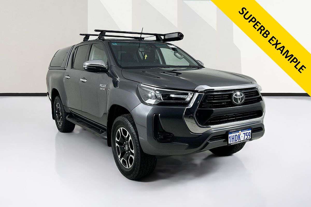 2020 Toyota HILUX SR5 (4x4) GUN126R FACELIFT 4X4