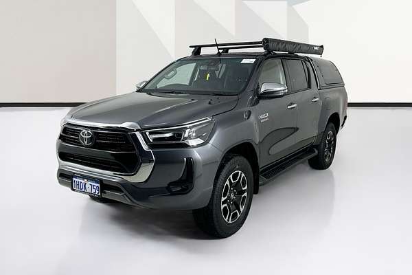 2020 Toyota HILUX SR5 (4x4) GUN126R FACELIFT 4X4