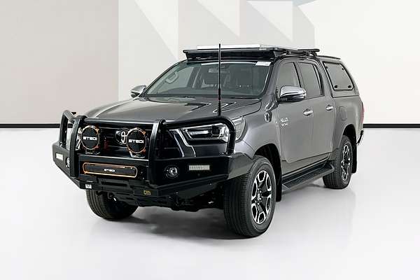 2022 Toyota HILUX SR5 (4x4) GUN126R 4X4