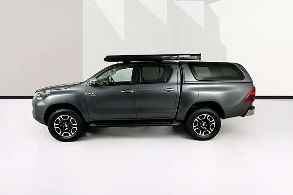2020 Toyota HILUX SR5 (4x4) GUN126R FACELIFT 4X4