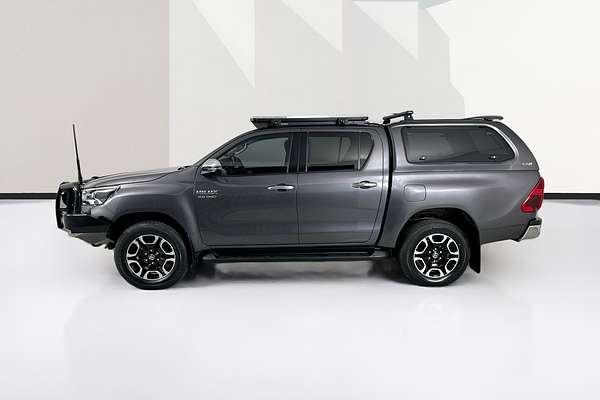 2022 Toyota HILUX SR5 (4x4) GUN126R 4X4