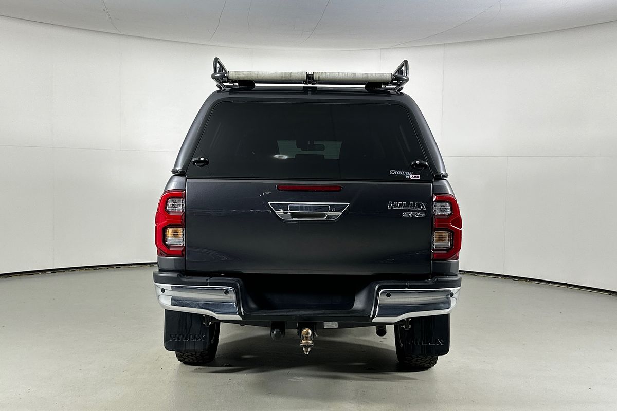 2022 Toyota HILUX SR5 (4x4) GUN126R 4X4