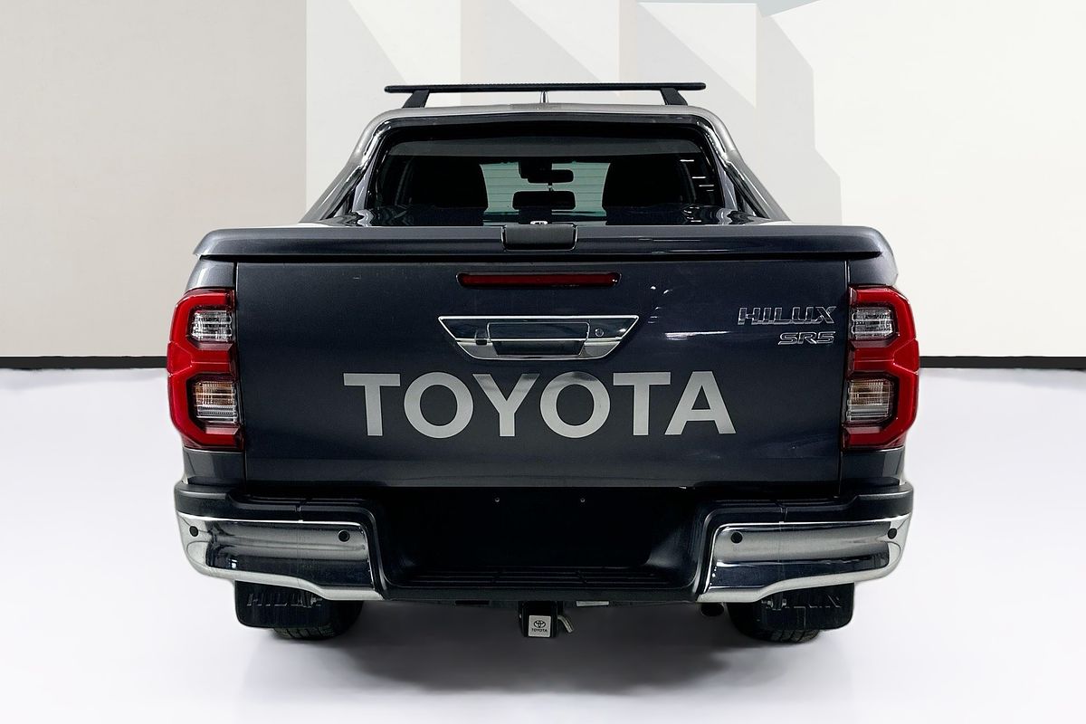 2022 Toyota HILUX SR5 GUN126R 4X4