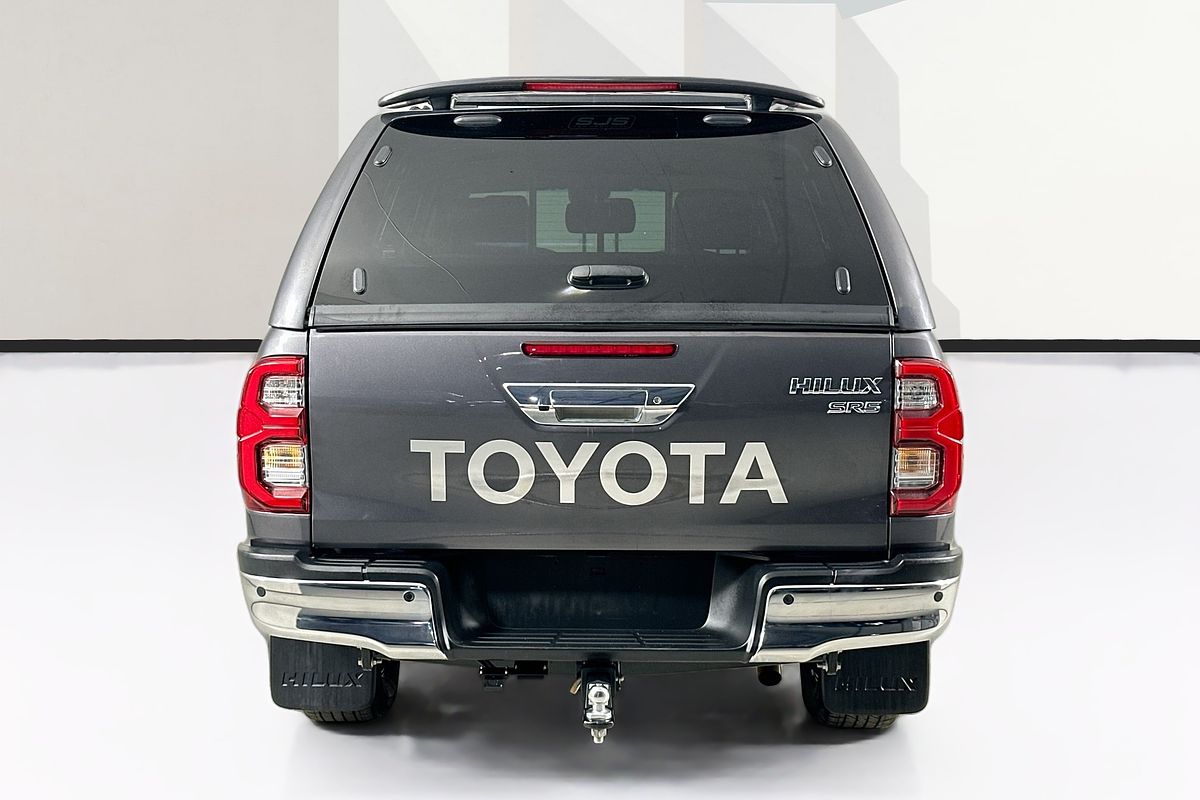 2022 Toyota HILUX SR5 (4x4) GUN126R 4X4