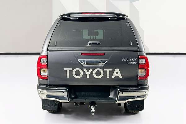 2022 Toyota HILUX SR5 (4x4) GUN126R 4X4