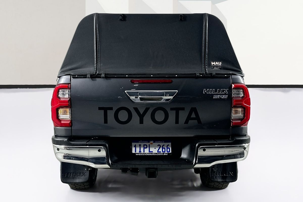2022 Toyota HILUX SR5 (4x4) GUN126R 4X4