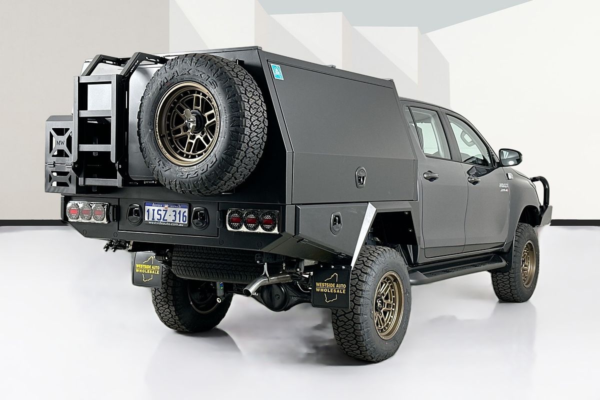 2025 Toyota HILUX SR 48V (4x4) GUN126R RC 4X4