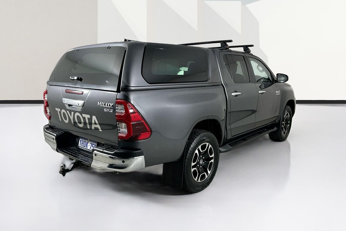 2020 Toyota HILUX SR5 (4x4) GUN126R FACELIFT 4X4