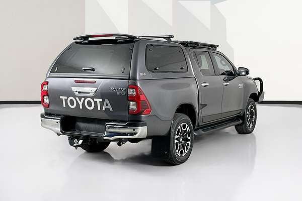 2022 Toyota HILUX SR5 (4x4) GUN126R 4X4