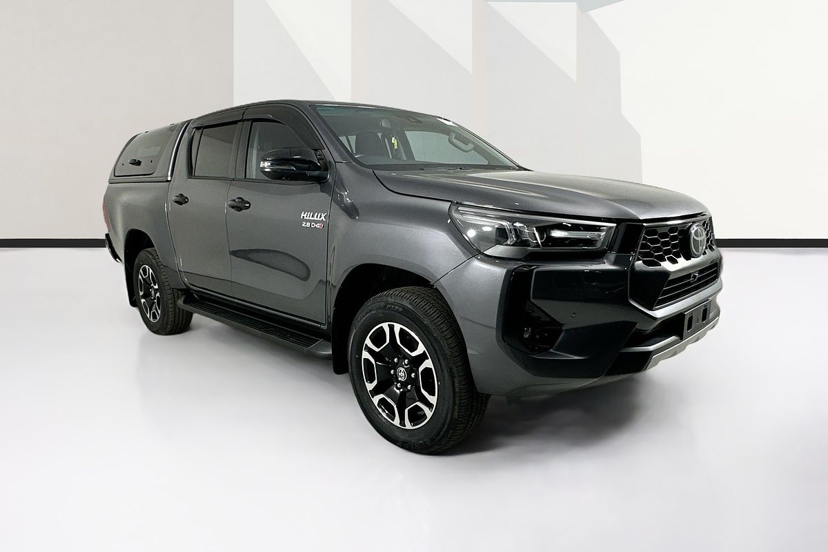 2024 Toyota HILUX SR5 48V GUN126R 4X4