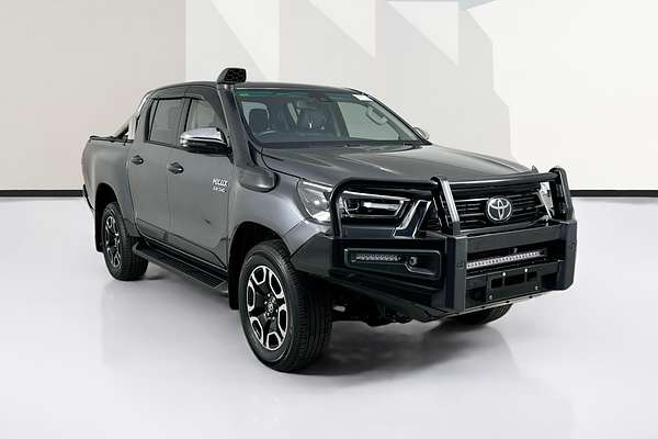 2023 Toyota HILUX SR5 + PREMIUM INTERIOR (4x4) GUN126R 4X4