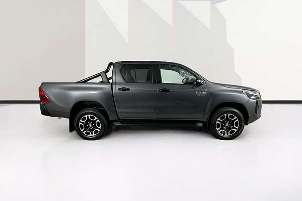2025 Toyota HILUX SR5 48V (4x4) GUN126R RC 4X4