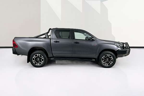 2024 Toyota HILUX SR5 48V (4x4) GUN126R 4X4