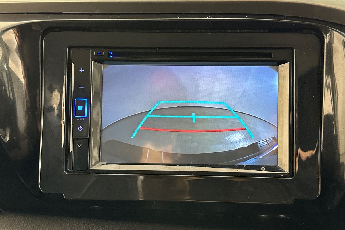 2017 Toyota HILUX SR5 (4x4) GUN126R MY17 4X4