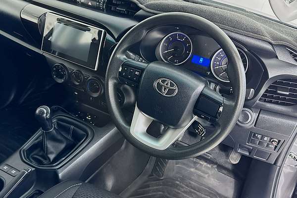 2019 Toyota Hilux SR (4x4) GUN126R MY19 4X4