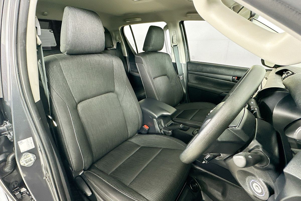 2024 Toyota HILUX SR (4x4) GUN126R 4X4