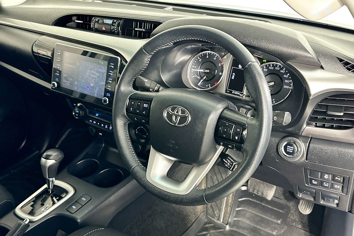 2023 Toyota HILUX SR5 (4x4) GUN126R 4X4