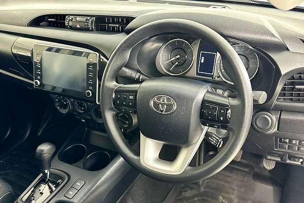 2024 Toyota HILUX SR (4x4) GUN126R 4X4