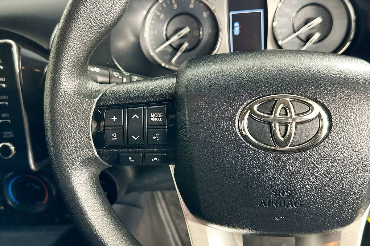 2021 Toyota HILUX SR (4x4) GUN126R 4X4