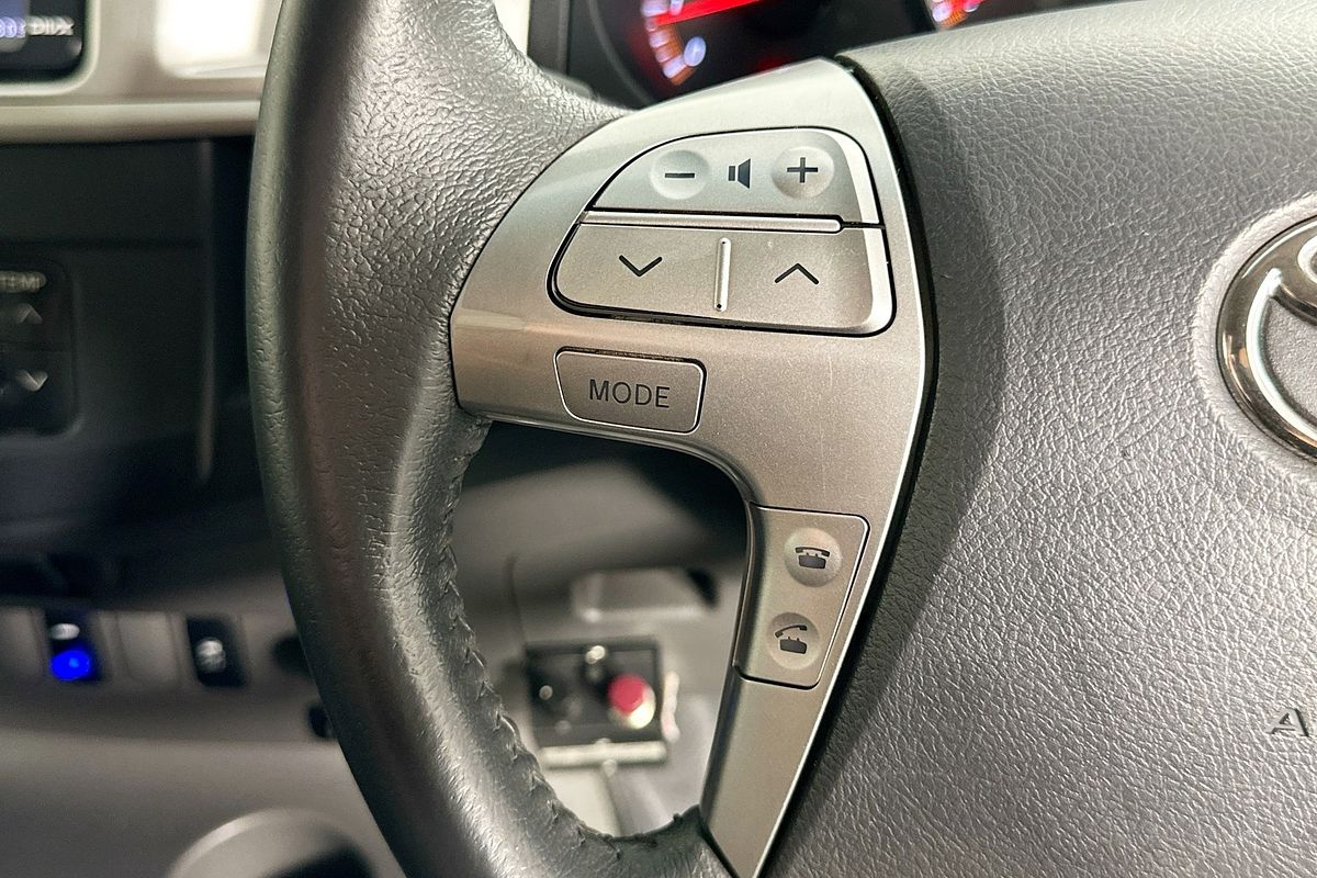 2013 Toyota HILUX SR5 (4x4) KUN26R MY12 4X4