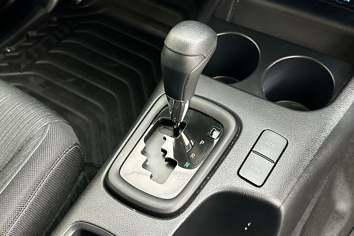 2024 Toyota HILUX SR (4x4) GUN126R 4X4