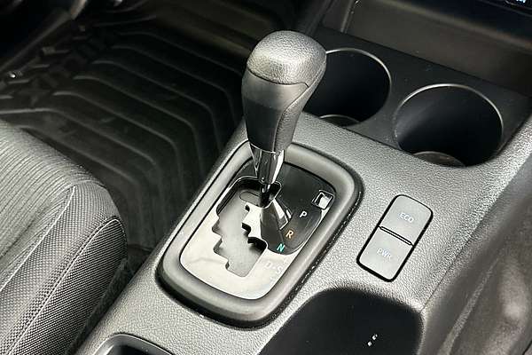 2024 Toyota HILUX SR (4x4) GUN126R 4X4