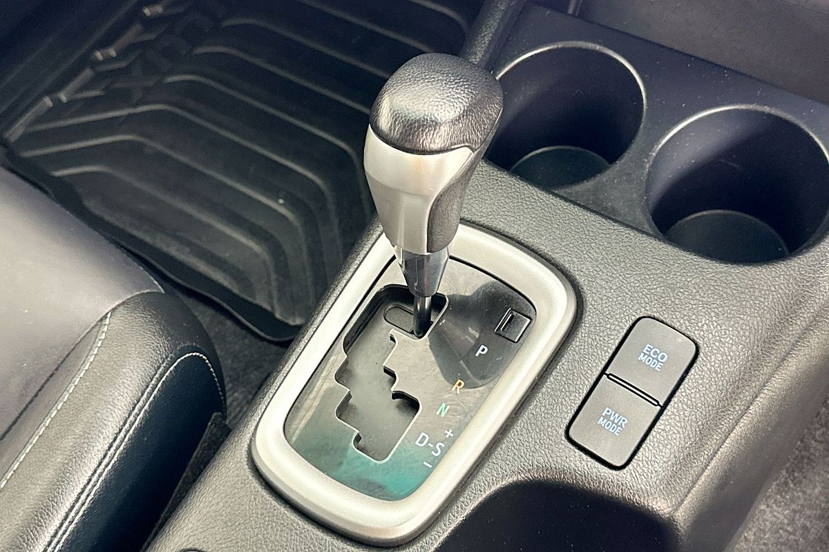 2021 Toyota HILUX SR5 (4x4) GUN126R 4X4
