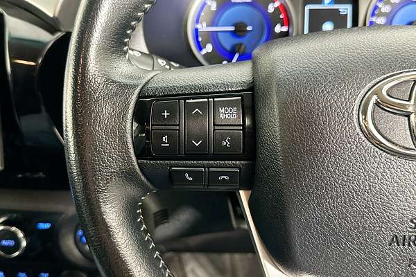 2018 Toyota HILUX SR5 (4x4) GUN126R MY17 4X4